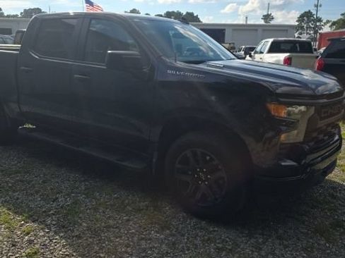 Used 2026 Chevrolet Silverado 1500 Custom AWD/4WD image 6