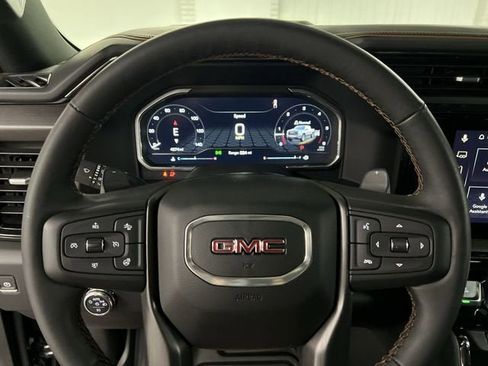 Used 2023 GMC Sierra 1500 AT4 w/ AT4 Preferred Package image 11
