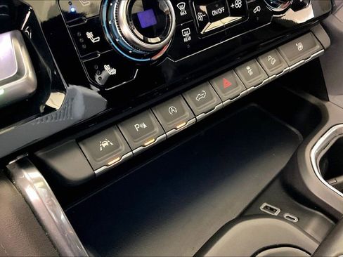 Used 2023 GMC Sierra 1500 Denali w/ Denali Reserve Package image 33