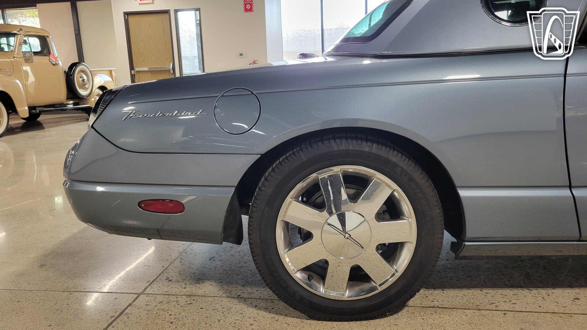 Used 2005 Ford Thunderbird RWD image 37