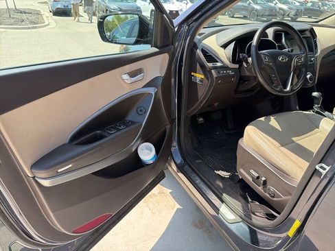 Used 2017 Hyundai Santa Fe Sport AWD/4WD image 13