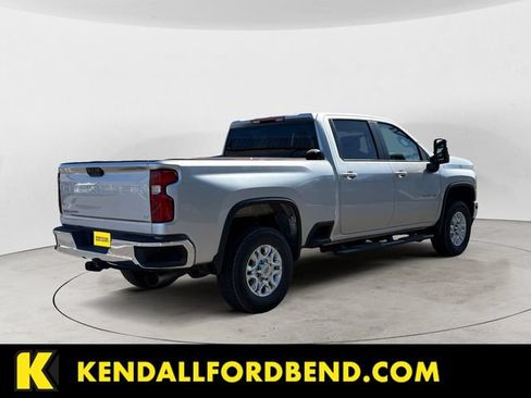 Used 2022 Chevrolet Silverado 3500 LT w/ Advanced Trailering Package AWD/4WD image 5