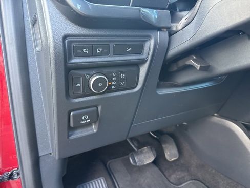 Certified 2022 Ford F150 XLT w/ Equipment Group 302A High image 11