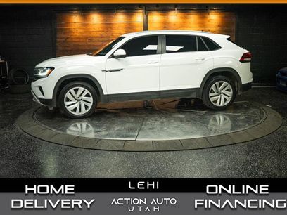 Used 2022 Volkswagen Atlas Cross Sport SE w/ Panoramic Sunroof Package