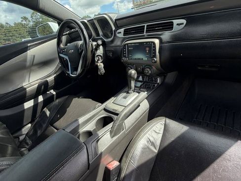 Used 2015 Chevrolet Camaro SS w/ RS Package RWD image 9