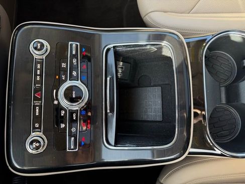 Certified 2022 Lincoln Nautilus Reserve image 32