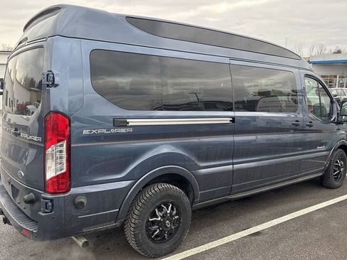 Used 2024 Ford Transit 150 Low Roof AWD image 5