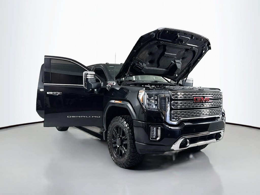 Used 2022 GMC Sierra 3500 Denali w/ Denali Black Diamond Edition AWD/4WD image 25