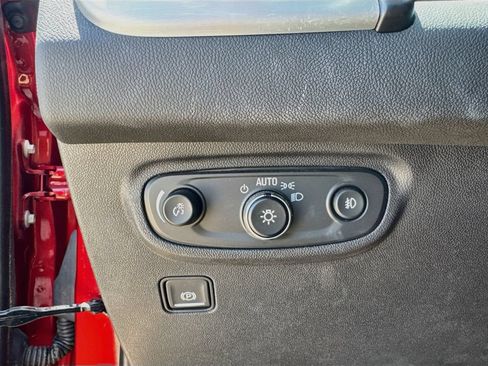 Used 2023 GMC Terrain SLT FWD image 18
