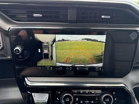Used 2022 GMC Sierra 1500 AT4X AWD/4WD image 15