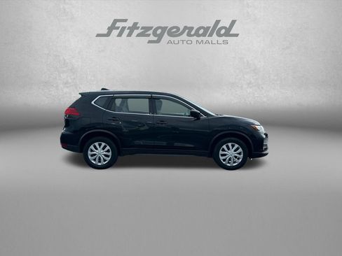 Used 2017 Nissan Rogue S AWD/4WD image 9
