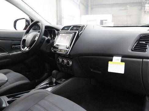 New 2026 Mitsubishi Outlander Sport SE AWD/4WD image 17