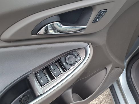 Used 2025 Chevrolet Malibu LT FWD image 25
