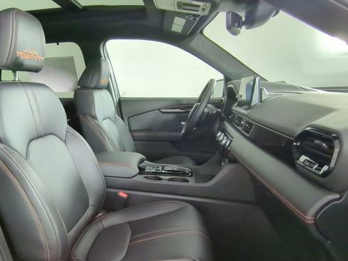 New 2025 Honda Pilot TrailSport image 43