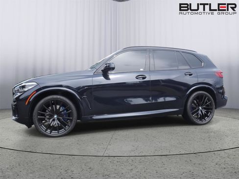 Used 2022 BMW X5 xDrive40i w/ M Sport Package AWD/4WD image 1