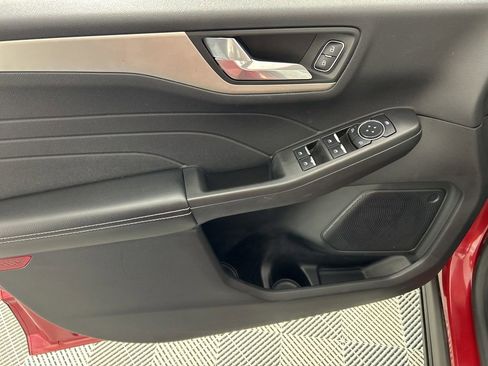 Used 2021 Ford Escape SE w/ Convenience Package AWD/4WD image 14