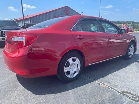 Used 2014 Toyota Camry LE w/ Protection Package FWD image 8