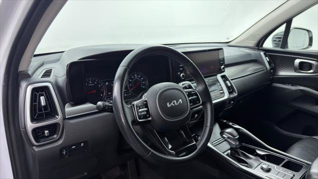 Used 2022 Kia Sorento S FWD image 23