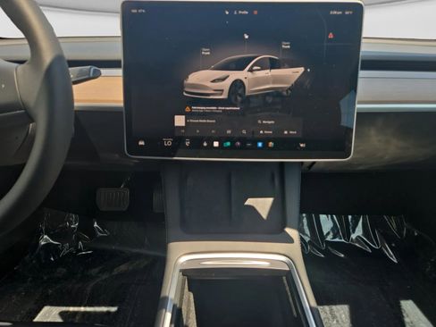 Used 2023 Tesla Model 3 Standard Range RWD image 20