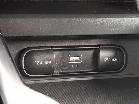 Used 2023 Kia Soul LX image 22