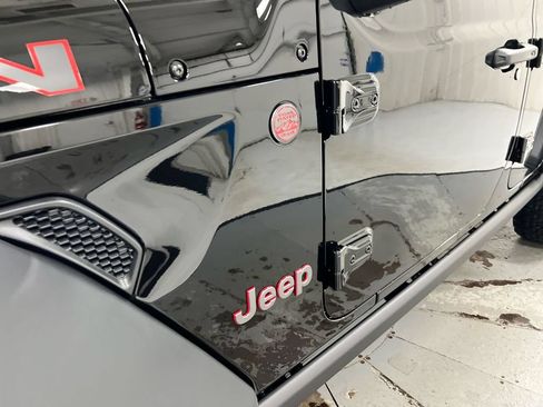 New 2026 Jeep Wrangler Unlimited Rubicon AWD/4WD image 25