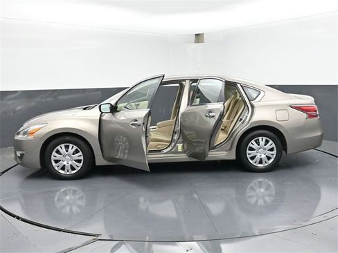 Used 2014 Nissan Altima 2.5 S image 36