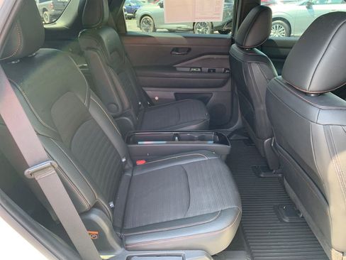 Used 2024 Nissan Pathfinder Rock Creek AWD/4WD image 30