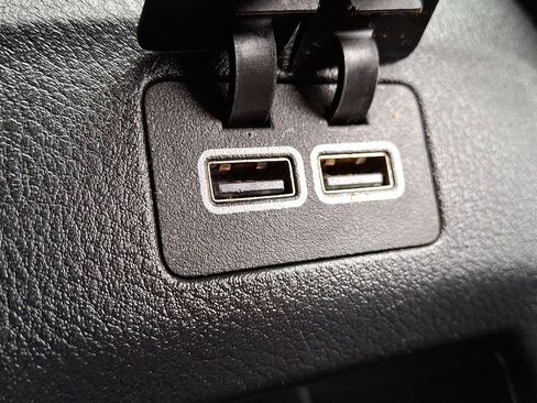 Certified 2020 Nissan Kicks SV image 12