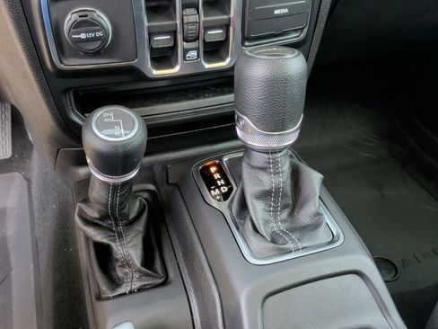 New 2026 Jeep Gladiator Sport image 31