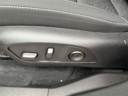 New 2026 Chevrolet Traverse LT w/ LPO, Floor Liner Package image 15