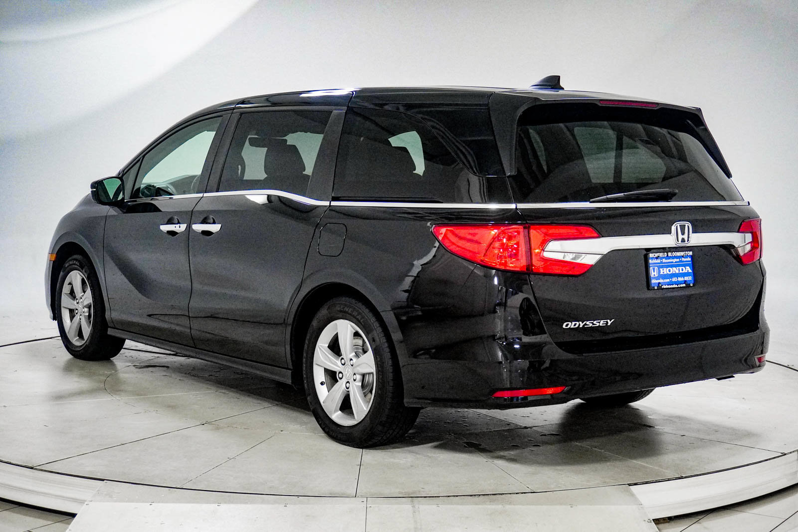 Used 2018 Honda Odyssey EX-L image 6