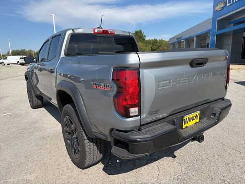 New 2025 Chevrolet Colorado Trail Boss w/ Midnight Edition image 9