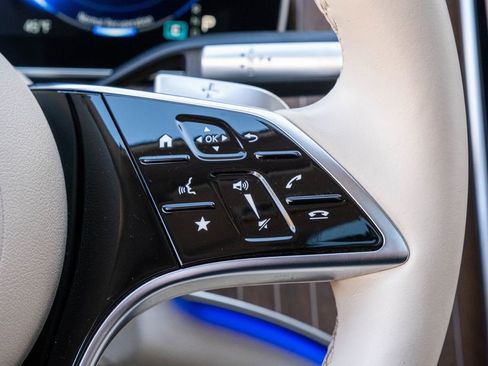 Used 2022 Mercedes-Benz EQS 450+ Sedan image 24