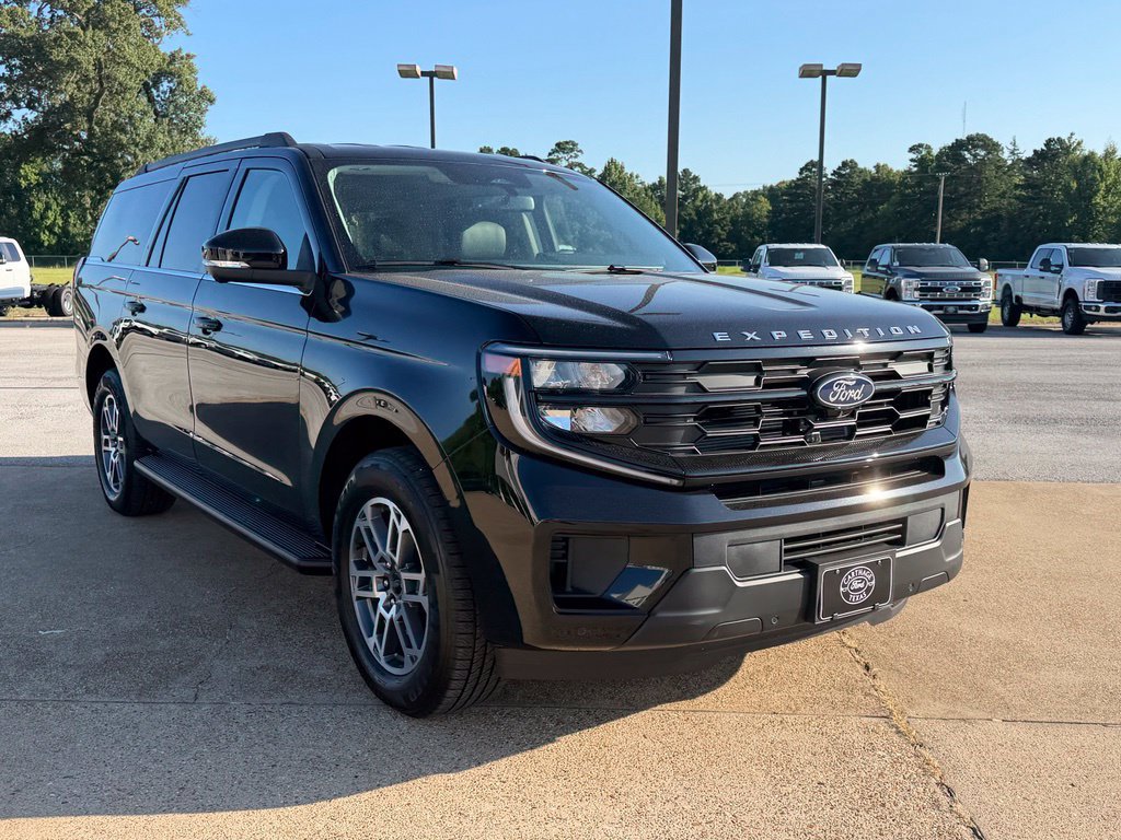New 2026 Ford Expedition Max Active RWD image 8