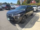Used 2025 Chevrolet Trax RS w/ Sunroof Package image 3