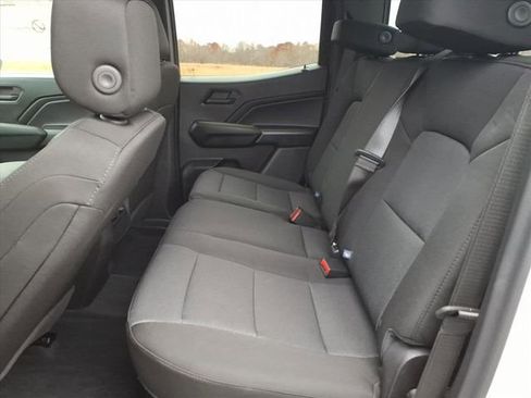 New 2026 Chevrolet Colorado W/T image 16