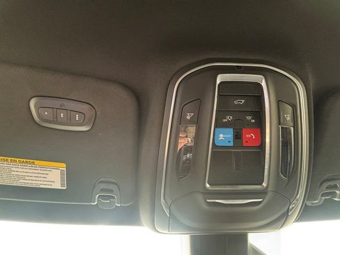 Used 2022 Jeep Wagoneer Series III AWD/4WD image 15