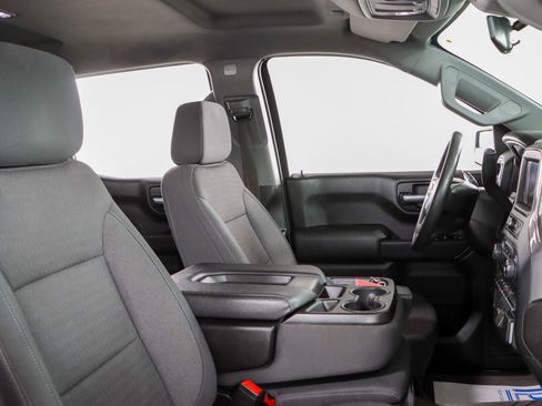 Used 2024 Chevrolet Silverado 1500 Custom AWD/4WD image 26