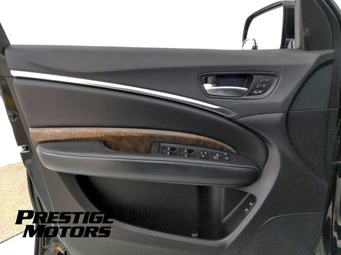 Used 2018 Acura MDX SH-AWD w/ Advance Package image 24