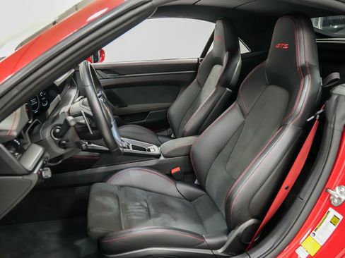 Used 2022 Porsche 911 Carrera GTS RWD image 5