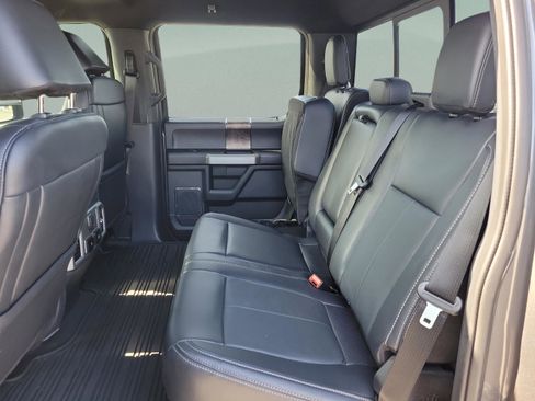 Certified 2022 Ford F350 Lariat w/ Black Appearance Package image 22