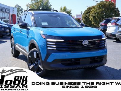 New 2026 Nissan Kicks SR w/ Cold Weather Package