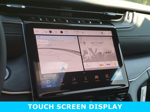 New 2025 Jeep Grand Cherokee Limited w/ Black Appearance Package image 16