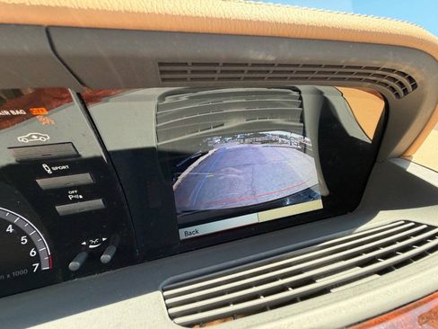 Used 2012 Mercedes-Benz S 550 4MATIC image 26
