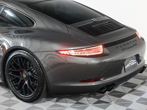 Used 2015 Porsche 911 Carrera GTS RWD image 17