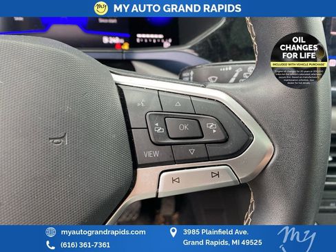 Used 2022 Volkswagen Taos SE image 13