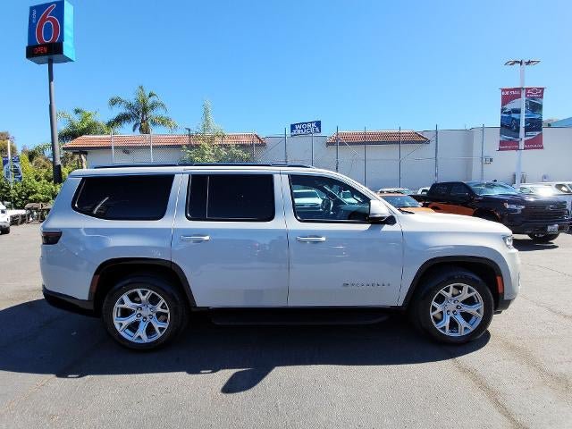 Used 2022 Jeep Wagoneer Series II RWD image 9