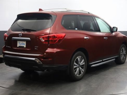 Used 2020 Nissan Pathfinder SL image 5