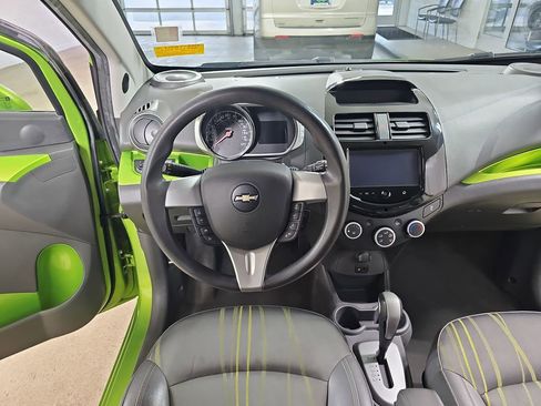 Used 2014 Chevrolet Spark LT image 19