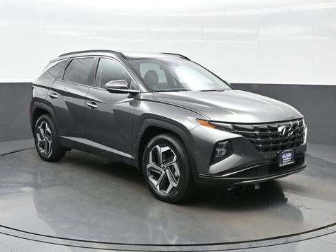 Certified 2023 Hyundai Tucson Limited AWD/4WD image 8